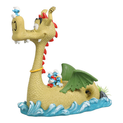 schluempfe auf dem wasserdrachen figur
